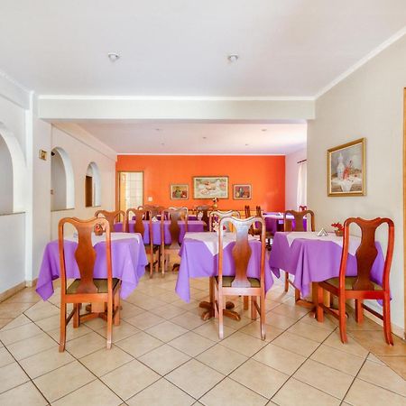 Oyo Hotel Vila Rica, Рибейран-Прету Экстерьер фото