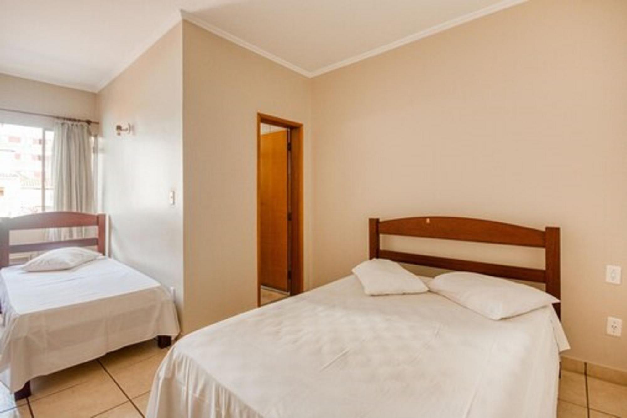 Oyo Hotel Vila Rica, Рибейран-Прету Экстерьер фото